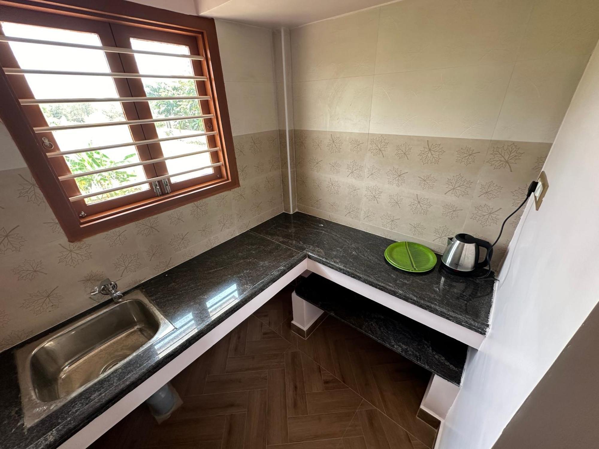 Om Lingeswaran Home Stay Tiruvannāmalai 外观 照片